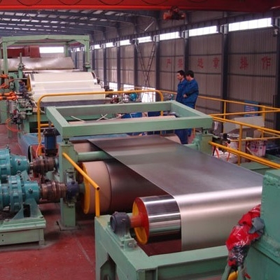 HRB95 เหล็กม้วน Galvalume เคลือบสี 600 - 1250 มม. PPGI Color Coil Sheet